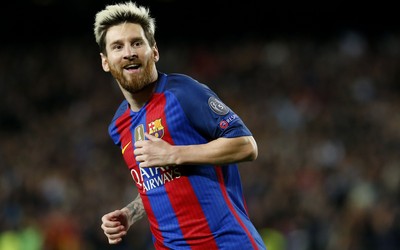 9博独家-三笘薰让对手后卫做噩梦